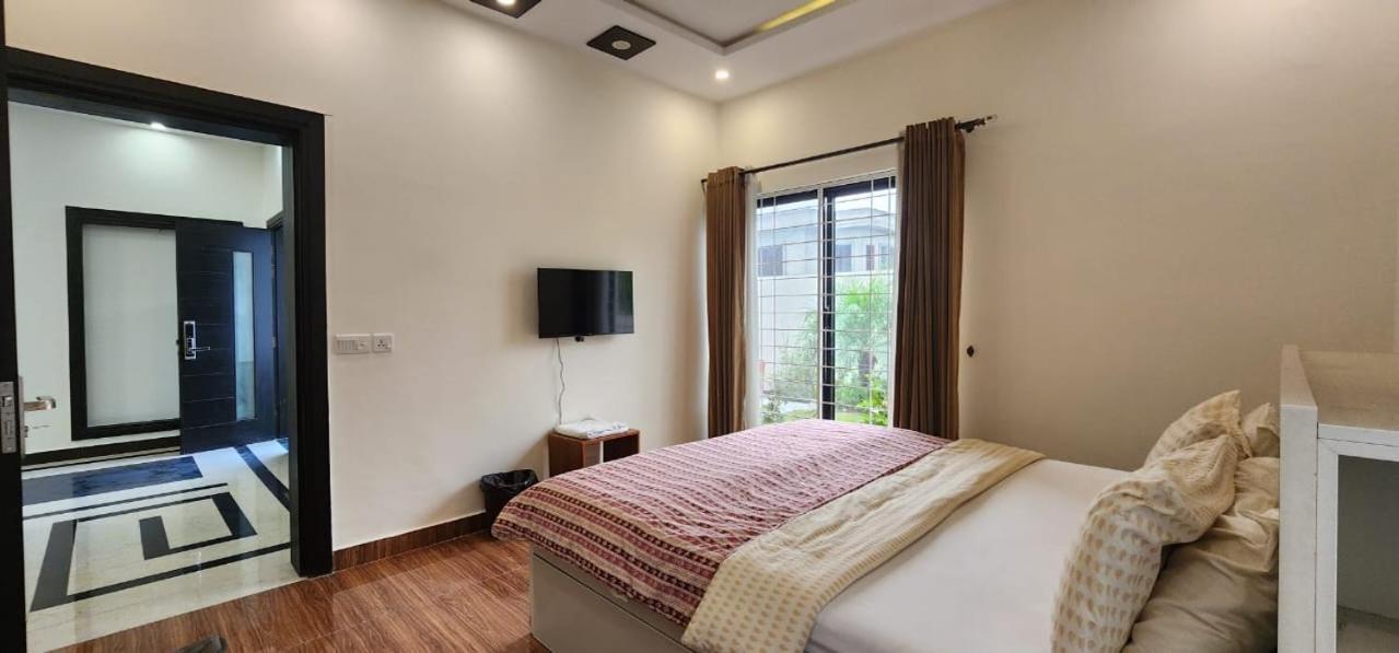 Haven Lodge, Islamabad Bilik gambar