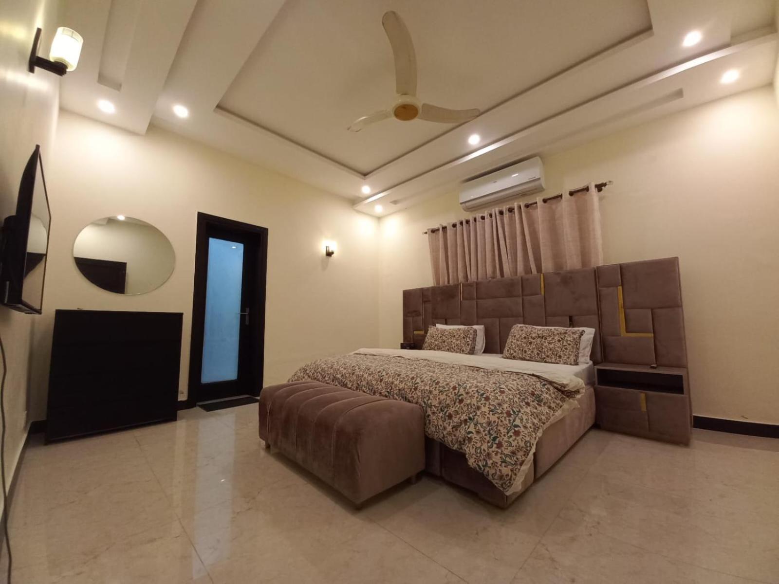 Haven Lodge, Islamabad Bilik gambar